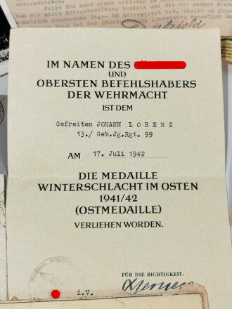 Gebirgsjäger Regiment 99, Verleihungsurkunde zur Ostmedaille datiert 1942, dazu ein Stapel Feldpostbriefe sowie diverse Papiere
