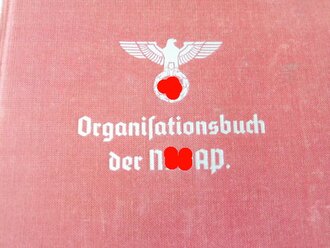 Organisationsbuch der NSDAP 6.Auflage 1940, Innen zum Teil leicht stockfleckig, sonst gut