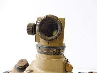 MG Zieleinrichtung MGZ40, sandfarbener Originallack, original Gummimuschel, Hersteller cxn. Gute Optik, voll beweglich