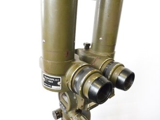 U.S. WWII Telescope, BC M65 with tripod M17. Original paint, Function not checked.