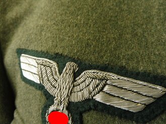 Heer, Feldbluse für einen Oberleutnant der Panzertruppe. Getragenes Eigentumstück in gutem Zustand