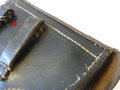 Koffertasche P38 mit Reichsbetriebsnummer und WaA 383, defektes Stück
