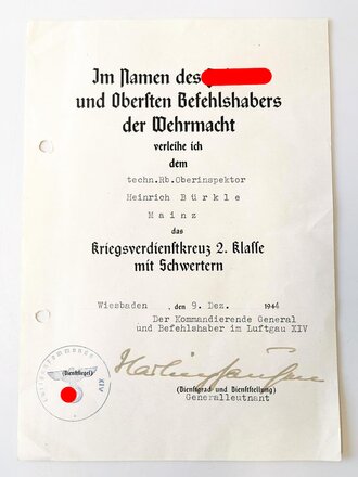 Verleihungsurkunde zum Kriegsverdienstkreuz 2.Klasse mit...