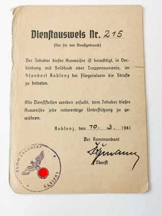 Dienstausweis, Berechtigung zum betreten der Straße bei Fliegeralarm in Koblenz, datiert 1941