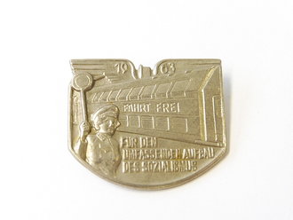 Deutschland nach 1945, DDR Metallabzeichen " Für den umfassenden Aufbau des Sozialismus 1963"