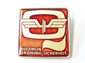 Deutschland nach 1945, DDR Metallabzeichen Reichsbahn " Disziplin, Ordnung, Sicherheit"
