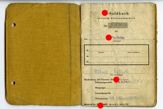 Soldbuch Waffen SS, ausgestellt am 7.August 1944 beim SS Pz.Grenadier Ausb. u. Ers. Batl. 1, später 12.SS. Pz. Div. Hitlerjugend, eingetragenes "Nahkampfmesser" und 4 Nahkampftage. Dazu Identy Document vom POW Camp 246 und Entlassungspapiere