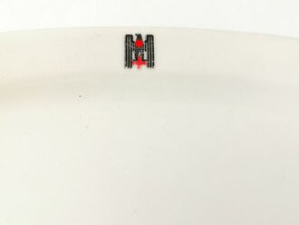 Deutsches Rotes Kreuz, Vorlegeplatte aus Porzellan der Firma Bohemia. Gebrauchtes Stück in gutem Zustand, Breite 25,5cm