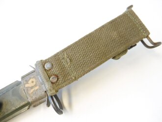 U.S. Bayonet-Knife, M7 for M16 rifle, Used