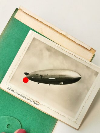 10 Fotografien 6,5 x 9 cm "LZ129 Hindenburg", vom Umschlag gelöst
