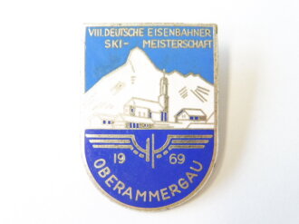 Emailliertes Abzeichen "Deutsche Eisenbahner Ski-Meisterschaft Oberammergau 1969"