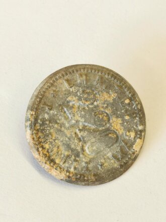 Werkzugangsmarke der Luftwaffen Munitionsanstalt Karwitz...