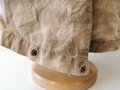 Luftwaffe Fallschirmjäger Knochensack sumpftarn. Stark getragenes Stück mit original vernähtem Adler. Alle vier "RiRi" Kunststoffreissverschlüsse gängig, die Druckknöpfe teilweise defekt. Interessantes Stück aus den letzten Kriegstagen.