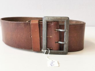 Zweidornkoppel für Offiziere der Luftwaffe, braunes Leder 58mm hoch, Gesamtlänge 103cm