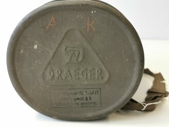 Luftschutz Gasmaskendose Draeger, original lackiert