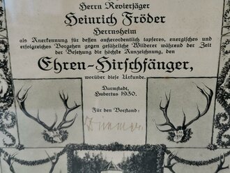 Verleihungsurkunde zum Ehren Hirschfänger an einen Revierjäger in Darmstadt 1930. Original gerahmt, Maße des Rahmes 39 x 46cm