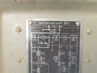 Umformersatz U30c , original lackiert, Funktion nicht geprüft. Lässt sich nicht komplett schließen weil die Dichtung aufgegangen ist