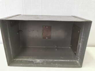 Mittelwellen Empfänger Cäsar ( Mw.E.c. ) datiert 1944. Originallack, Funktion nicht geprüft
