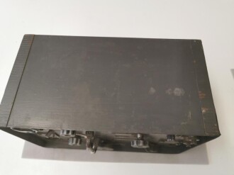 Mittelwellen Empfänger Cäsar ( Mw.E.c. ) datiert 1944. Originallack, Funktion nicht geprüft