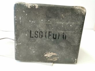 Lautsprechergerät " LSG ( Fu) b " datiert 1941.  Luftwaffenblauer Originallack, Funktion nicht geprüft. Verwendet in der Fu 16 Fahrzeug Funkanlage