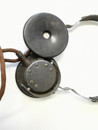 Doppelfernhörer a datiert 1943, Stecker fehlt,  Funktion nicht geprüft
