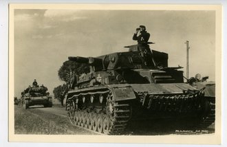 Ansichtskarte "Unsere Wehrmacht - Panzer auf dem Marsch"