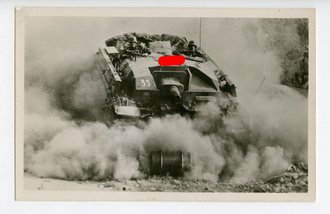 Ansichtskarte "Sowjetunion - Sturmgeschütze im Angriff"