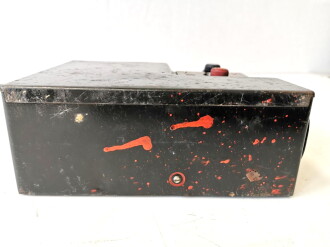 Wechselrichter EW.b zum Tornister Empfänger Berta. Originallack, Funktion nicht geprüft, grösstenteils mit Klarlack "konserviert"