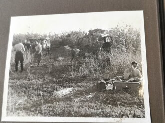 2 Fotoalben mit 139 Fotos eines Teilnehmers der "Ostfront Fahrt 1943"  des Oberkommando der Wehrmacht als Vertreter der Firma Opel .