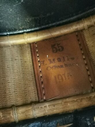 Preußen, Pelzmütze für einen Unteroffizier der Husaren. Getragenes Stück in gutem Zustand datiert 1915. Attaktives Stück im zugehörigen Koffer