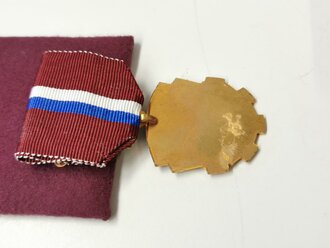 Tschechoslowakei, Polizei Verdienstmedaille des Korps der Nationalen Sicherheit "SNB", mit Urkunde und Etui