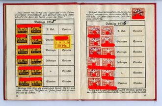 2 Stück Mitgliedsbuch der NSDAP Ausgaben 1932 und 1935 für einen Propagandaleiter mit der Mitgliedsnummer 771617. Beide komplett und gut