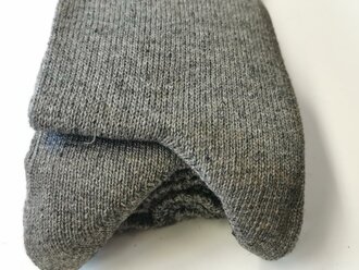 6 Paar feldgraue Wollsocken 2. Weltkrieg, ungebrauchte Paare mit der Originalen Banderole