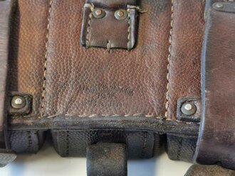 1.Weltkrieg, dreiteilige Patronentasche datiert 1916, getragenes Stück