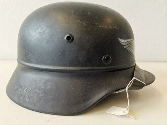 Stahlhelm Luftschutz, original lackiert, guter Zustand