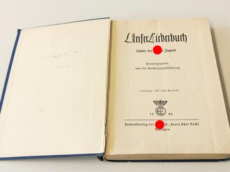 "Unser Liederbuch" Lieder der Hitler Jugend datiert 1939 mit 280 Seiten, Einband stark abgegriffen