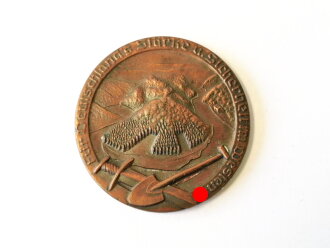 Leichtmetallplakette "Für Deutschlands Stärke und Sicherheit im Westen"  Westwall. Durchmesser 43mm