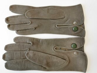 Paar Handschuhe für Offiziere, feines Wildleder,...