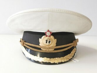 Russland, Schirmmütze für einen Angehörigen der Marine.