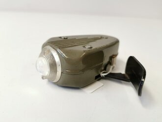 Dynamotaschenlampe "Philips Made in Holland" so von der Wehrmacht geführt, Funktioniert einwandfrei, Mechanismus zum feststellen hat Ermüdungserscheinungen