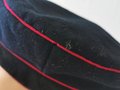 Württemberg, dunkelblaues Krätzchen mitschwarzem Bund und  roten Vorstössen für Mannschaften in gutem Zustand, Kopfgrösse 54, Kammerstück