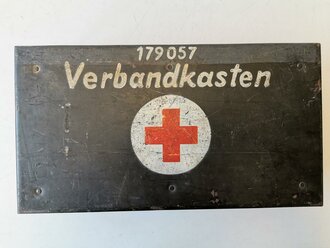 Verbandkasten Wehrmacht, original lackiertes Stück