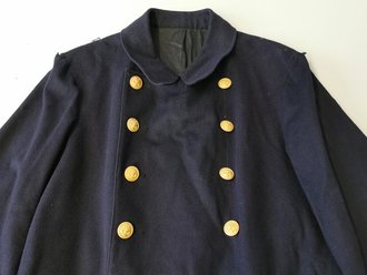 Kriegsmarine, Mantel für einen Offizier in gutem Zustand, Schulterbreite 49 cm, Armlänge 63 cm