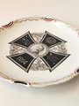 Kaiserreich, dekorativer Andenkenteller Eisernes Kreuz 1914, Durchmesser 25,5cm, Kratzer im Bild, sonst unbeschädigtes Stück