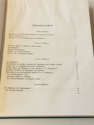 "Aus dem ersten ins Dritte Reich"Deutsches Ringen um den böhmischen Raum. Herausgegeben von Gauleiter Professor Rudolf Jung, verfasst von Adalbert Forstreuter unter Mitarbeit von Kurt Maßmann. Mit 164 Abbildungen auf 359 Seiten