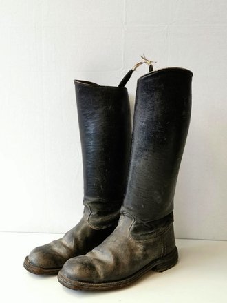 Paar Stiefel für Offiziere der Wehrmacht, ungereinigtes Paar, Sohlenlänge 30cm