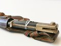 Extraseitengewehr KS98 in braunem Koppelschuh mit dem besonderen, kleinen Portee. Zusammengehöriges Stück