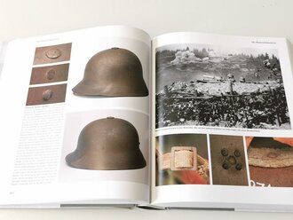 "Die ungarische Honvéd - Uniformierung und Ausrüstung der ungarischen Landwehr von 1868 bis 1918" 667 Seiten mit etwa 1000 Farbfotos, Verlag Militaria