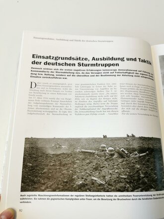 "Sturmtruppen - Österreichisch-ungarische Sturmformationen und Jagdkommandos im ersten Weltkrieg" 320 Seiten, Verlag Militaria