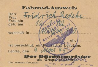 Fahrrad-Ausweis, Bescheinigung und Ticket eines...